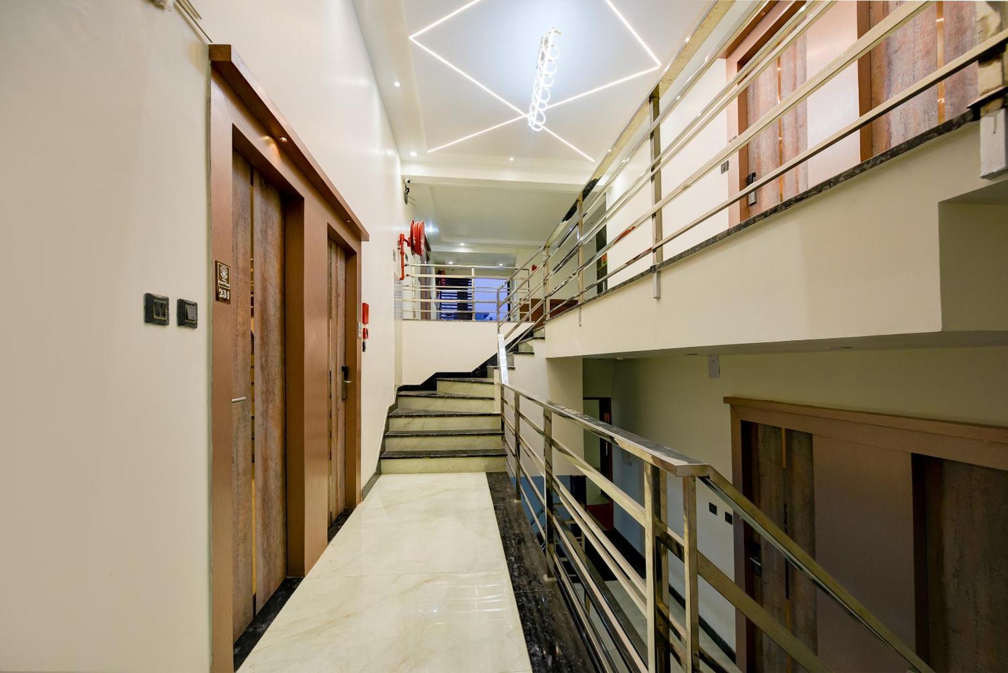 The Pearl Plaza Hotel In City Centre - Near New Delhi Railway Station Kültér fotó