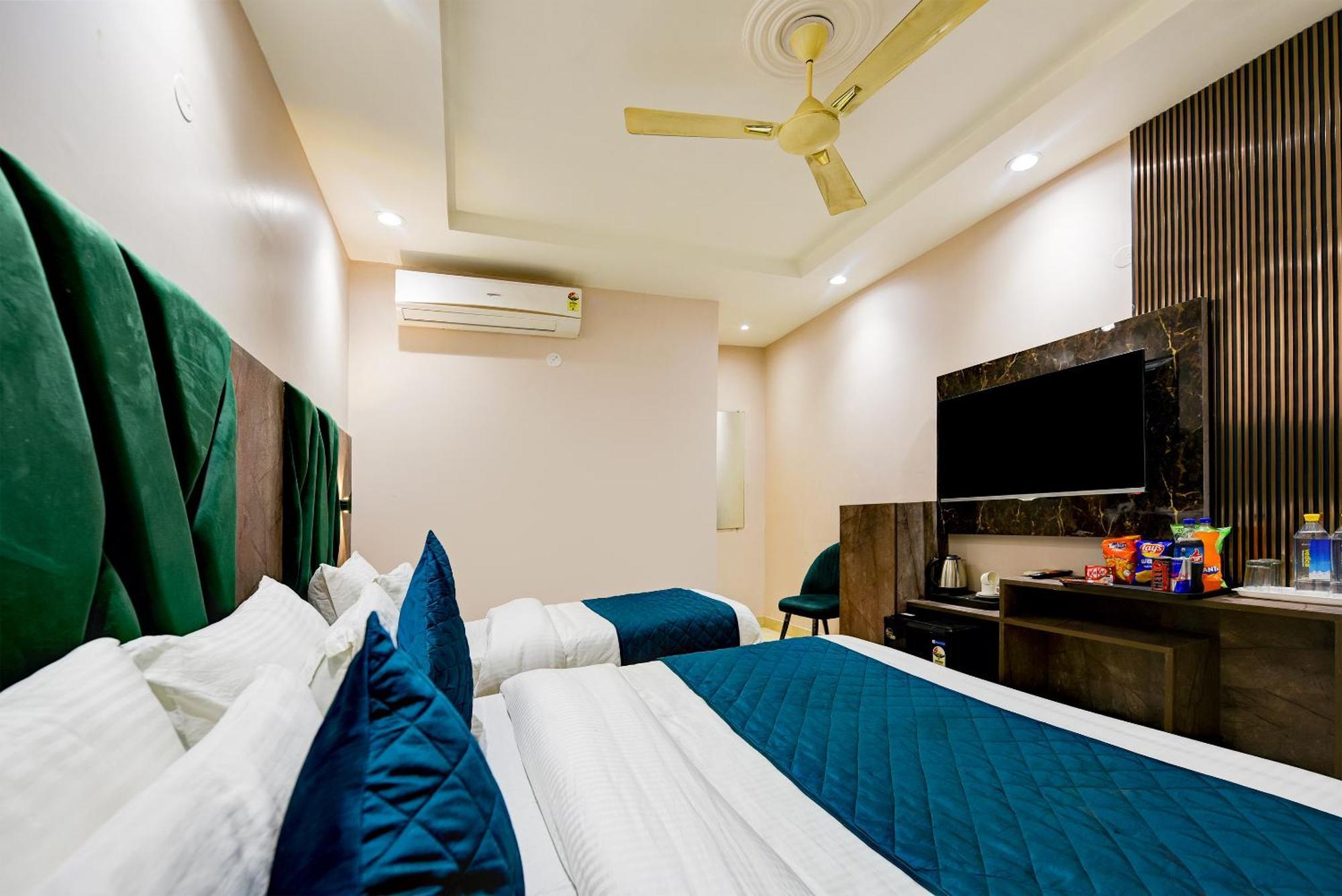 The Pearl Plaza Hotel In City Centre - Near New Delhi Railway Station Kültér fotó